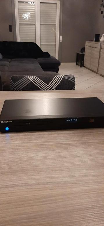 Lecteur dvd full HD Samsung à Wiers.  beschikbaar voor biedingen
