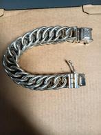 Buddha to Buddha, Enlèvement ou Envoi, Argent