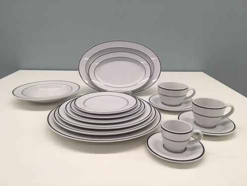 Nieuw 15 delig servies in hotel porselein | zelf te kiezen, Huis en Inrichting, Keuken | Servies, Nieuw, Compleet servies, Overige stijlen
