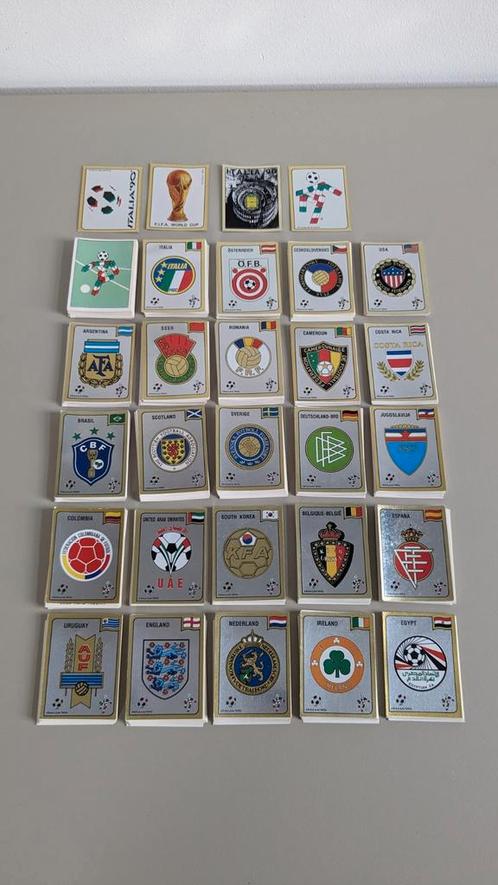 Panini Coupe du Monde 1990 coffret complet, Collections, Articles de Sport & Football, Comme neuf, Enlèvement ou Envoi