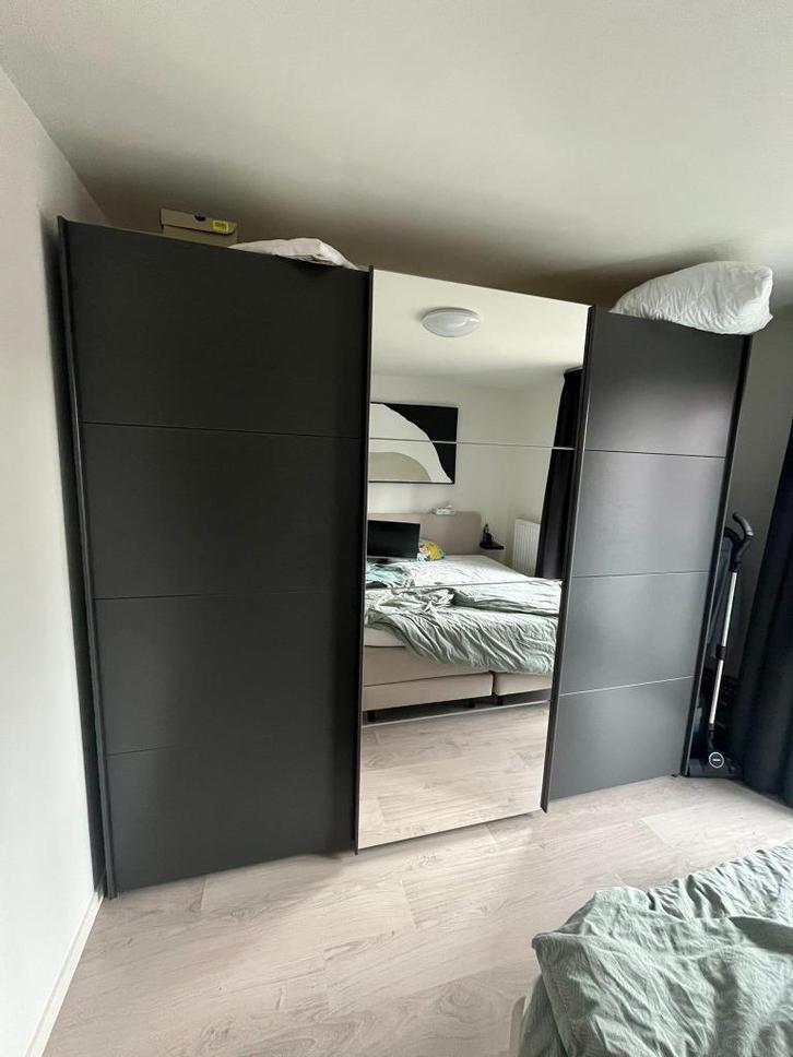 Kledingkast, Huis en Inrichting, Kasten | Kleerkasten, Zo goed als nieuw, 200 cm of meer, 200 cm of meer, 50 tot 75 cm, Met lade(s)