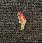 PIN - PAPEGAAI - PARROT - PERROQUET, Verzenden, Gebruikt, Dier of Natuur, Speldje of Pin