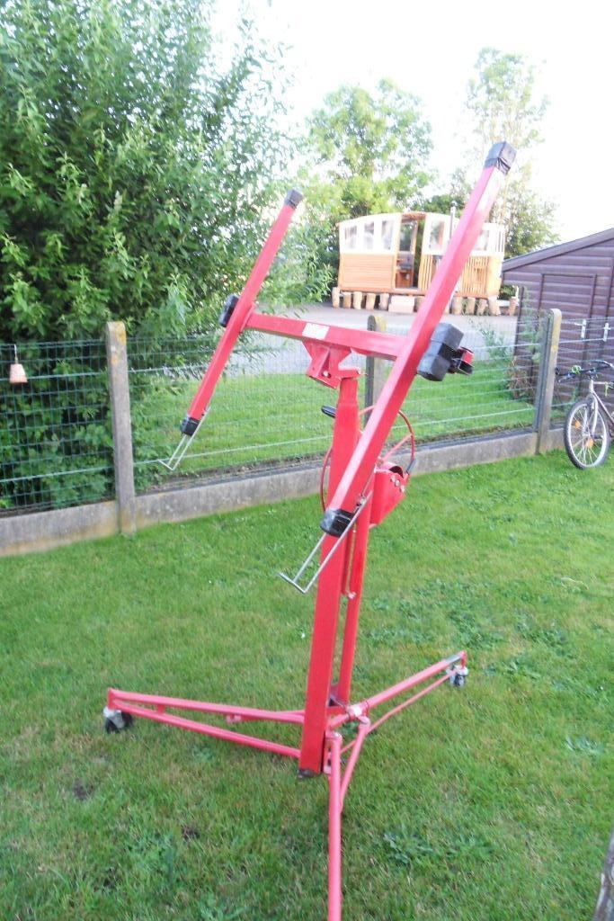 A louer lève plaques, Bricolage & Construction, Outillage | Autres Machines, Comme neuf, Enlèvement ou Envoi