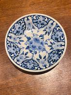 Assiette en faïence de Delft XVIIIe siècle., Enlèvement ou Envoi