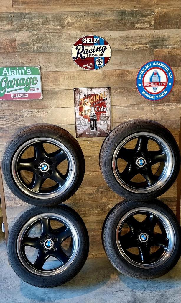 AEZ Classic 17” velgen + bijna nieuwe banden, Auto-onderdelen, Banden en Velgen, Banden en Velgen, Zomerbanden, 17 inch, 225 mm