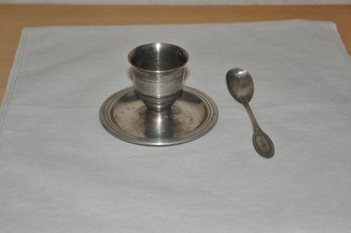 Antiek zilveren eierdopje met lepeltje, Antiquités & Art, Antiquités | Céramique & Poterie, Enlèvement ou Envoi
