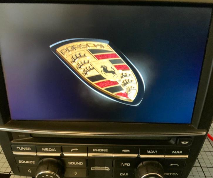 Porsche pcm3.1 Navigatie mét CarPlay ingebouwd, Auto diversen, Autoradio's, Zo goed als nieuw, Verzenden
