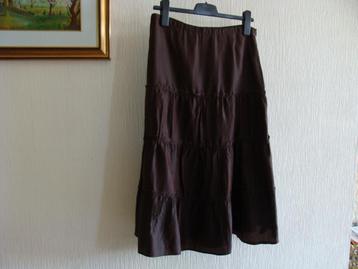 Jupe doublée, couleur chocolat, taille 38/40 beschikbaar voor biedingen
