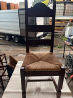 Chaises en bois avec sièges en paille de riz, Enlèvement