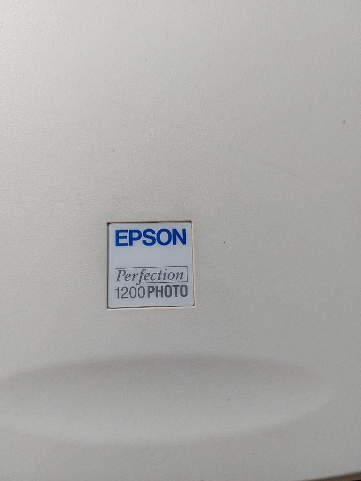 Scanner Epson Perfection 1200 Photo, Computers en Software, Scanners, Gebruikt, Fotoscanner, Linux, Ophalen