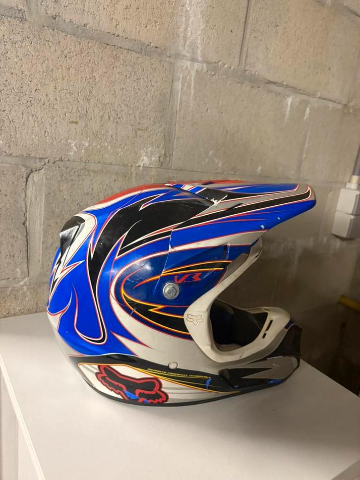 Fox V3 Crosshelm – Goede staat– Maat onbekend, Motoren, Kleding | Motorhelmen, Ophalen of Verzenden