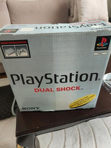1 ps1-console in een complete doos beschikbaar voor biedingen