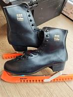 Mooie kunstschaatsen maat 44, Sports & Fitness, Patinage, Enlèvement, Comme neuf, Patinage artistique