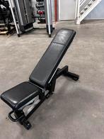 Technogym Pure Strength Adjustable Bench, Sports & Fitness, Équipement de fitness, Enlèvement, Utilisé, Banc d'exercice