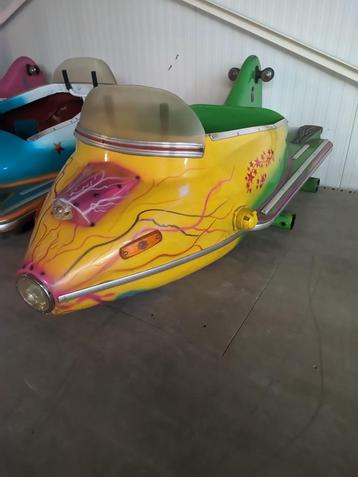 Vliegtuigjes van kermismolen 11 stuks RETRO beschikbaar voor biedingen