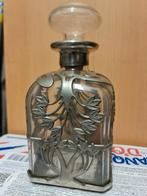 Carafe carré en cristal avec montures floral en étain et bla, Antiek en Kunst, Ophalen