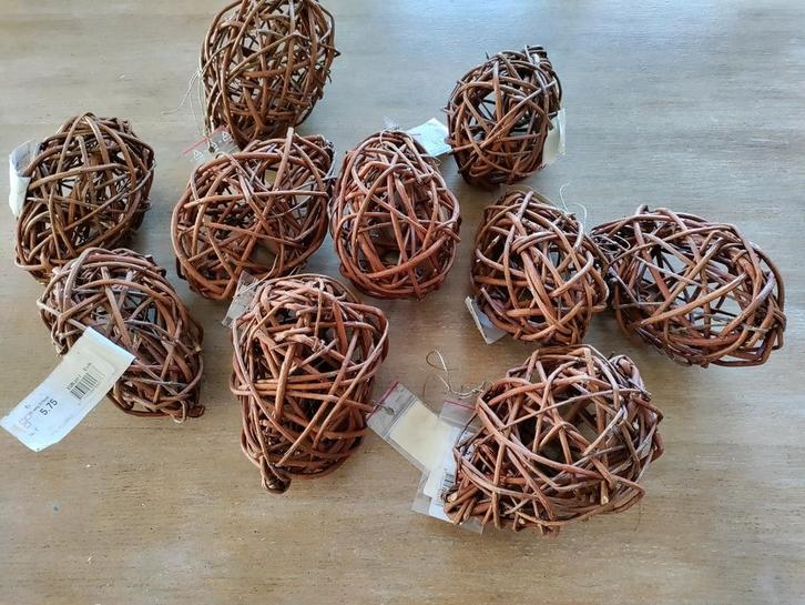 Gevlochten paaseieren, Diversen, Pasen, Nieuw, Ophalen