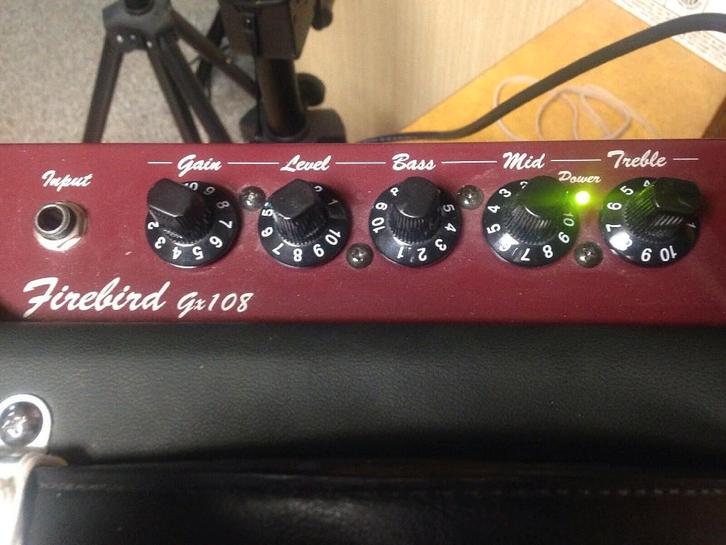 Behringer GX108 Firebird Guitar Combo, Muziek en Instrumenten, Versterkers | Bas en Gitaar, Gebruikt, Gitaar, Minder dan 50 watt