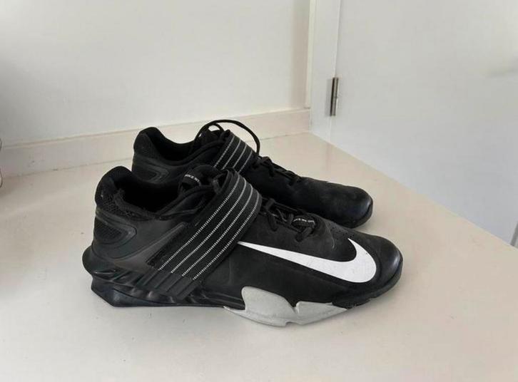 Nike Savaleos 48,5, Kleding | Heren, Schoenen, Zo goed als nieuw, Sportschoenen, Zwart, Ophalen of Verzenden