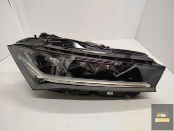 Skoda Superb IV LED rechterlamp beschikbaar voor biedingen