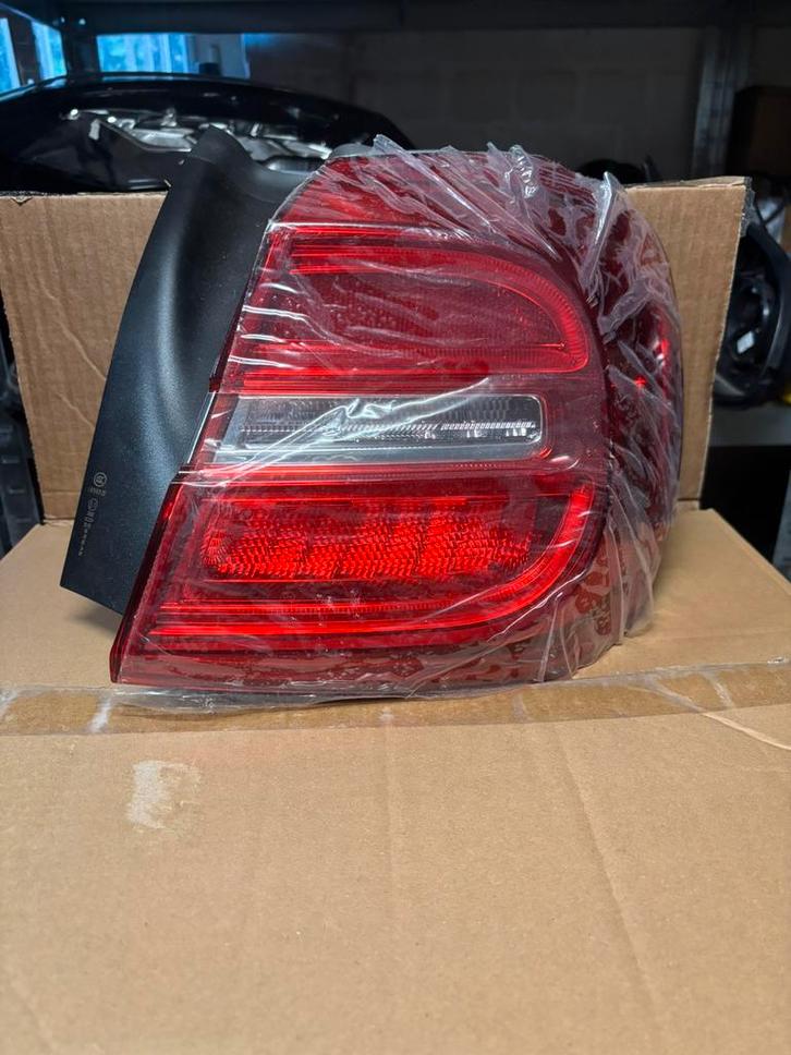 Feu arriere droit LED NEUF Mercedes GLA châssis W156 ph.1, Auto-onderdelen, Verlichting, Mercedes-Benz, Nieuw, Ophalen of Verzenden