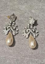 Oorbellen, Verzenden, Gebruikt, Met strass