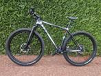 Mountainbike-kubusreactie volledig koolstof, Fietsen en Brommers, Ophalen, Zo goed als nieuw, Giant
