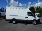 Iveco Daily 35s13 2.3d 3.5t trek (8900Netto+Btw/Tva), Auto's, Bestelwagens en Lichte vracht, Stof, Gebruikt, Iveco, Wit