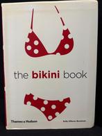 THE BIKINI BOOK Engelstalig 2006, Boeken, Film, Tv en Media, Overige typen, Zo goed als nieuw, Ophalen of Verzenden, Kelly Killoren Bensimon