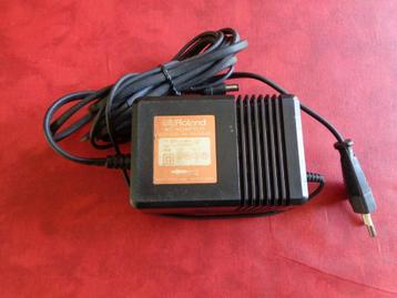 Roland. ACB 220. Adaptor, Musique & Instruments, Effets, Enlèvement ou Envoi, Utilisé, Autres types