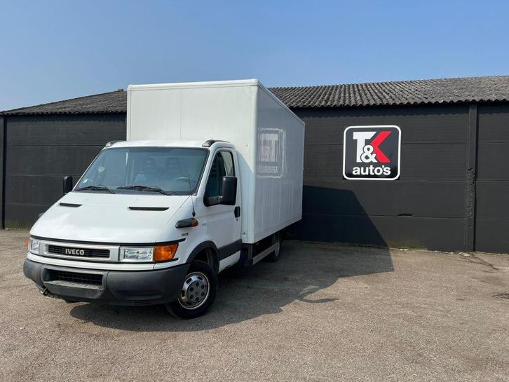 Iveco Masif 3.0 D van 2002, Auto's, Vrachtwagens, Bedrijf, Te koop, Iveco, Diesel, Handgeschakeld, Ophalen