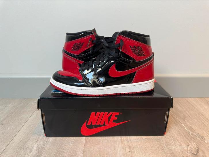 Nike Jordan 1 High Patent bred, Kleding | Heren, Schoenen, Zo goed als nieuw, Sneakers, Zwart, Ophalen of Verzenden