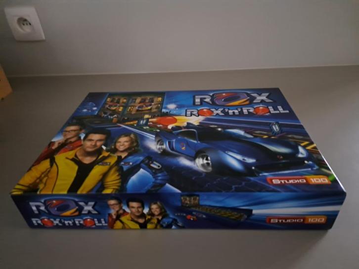 Rox n Roll studio 100, Hobby en Vrije tijd, Gezelschapsspellen | Bordspellen, Zo goed als nieuw, Een of twee spelers, Drie of vier spelers