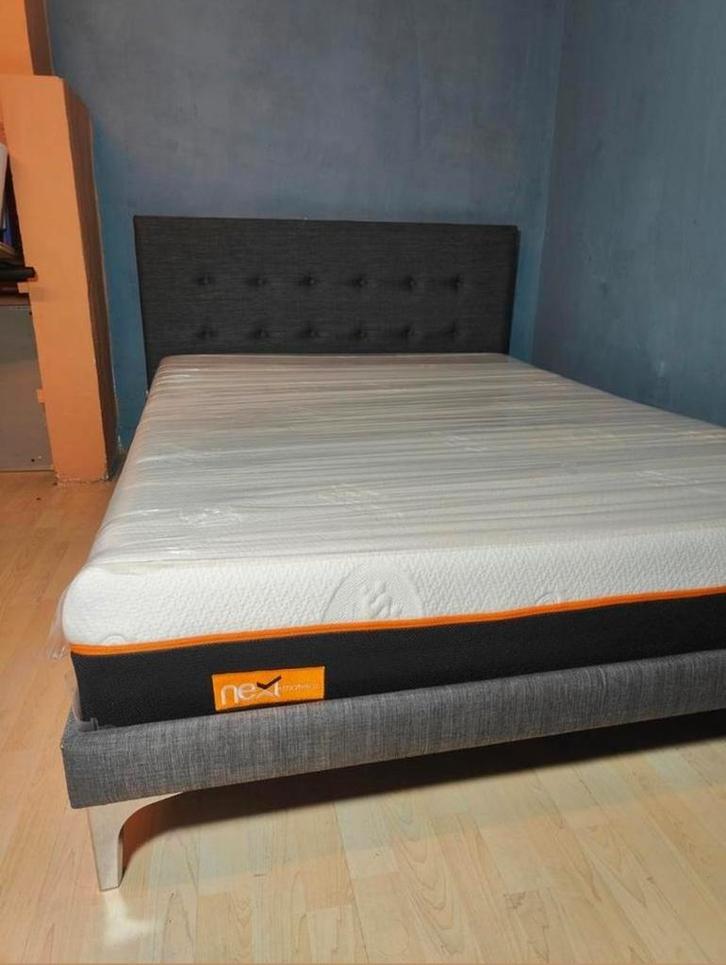 Volgende matras, Huis en Inrichting, Slaapkamer | Boxsprings, Nieuw, 200 cm, Grijs, Ophalen of Verzenden