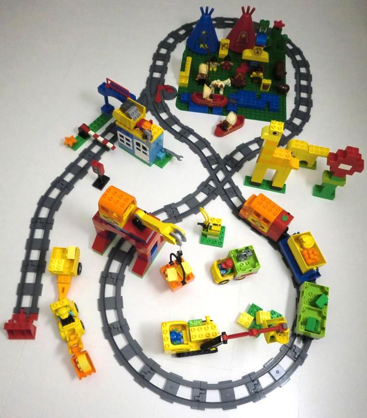 Duplo Lego mooie en grote speelset met trein., Kinderen en Baby's, Speelgoed | Duplo en Lego, Gebruikt, Duplo, Ophalen of Verzenden