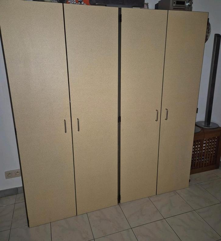 Kleerkasten in nieuwstaat, Huis en Inrichting, Kasten | Kleerkasten, Zo goed als nieuw, Ophalen