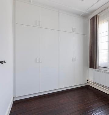 Maatkast beschikbaar voor biedingen