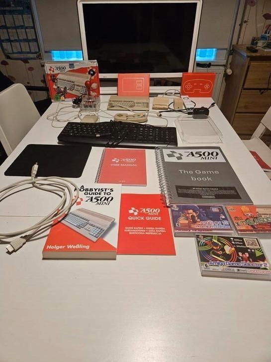 Ready64 RGL LE A500 mini XXL, Informatique & Logiciels, Ordinateurs Vintage, Enlèvement