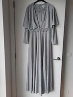 Robe de soirée grise taille 46, Enlèvement ou Envoi, Comme neuf, Taille 46/48 (XL) ou plus grande
