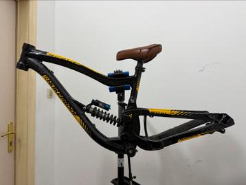 Dh Nuceproof scale mtb frame beschikbaar voor biedingen