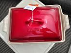 Le creuset rectangular dish with lid 33cm cerise, Ophalen of Verzenden, Nieuw