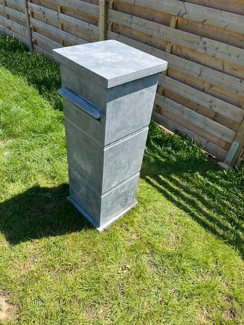 Arduinen/blauwstenen brievenbus met slot, Tuin en Terras, Brievenbussen, Gebruikt, Staande brievenbus, Hardsteen, Ophalen