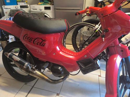Superbe HONDA WALLAROO CLASSE B PEINTURE FAÎTE CARROSSERIE!, Fietsen en Brommers, Brommers | Honda, Ophalen