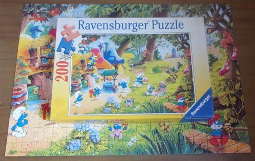 puzzle bd le village des schtroumpfs 121700 ravensburger 200, Hobby & Loisirs créatifs, Sport cérébral & Puzzles, Puzzle, Enlèvement ou Envoi