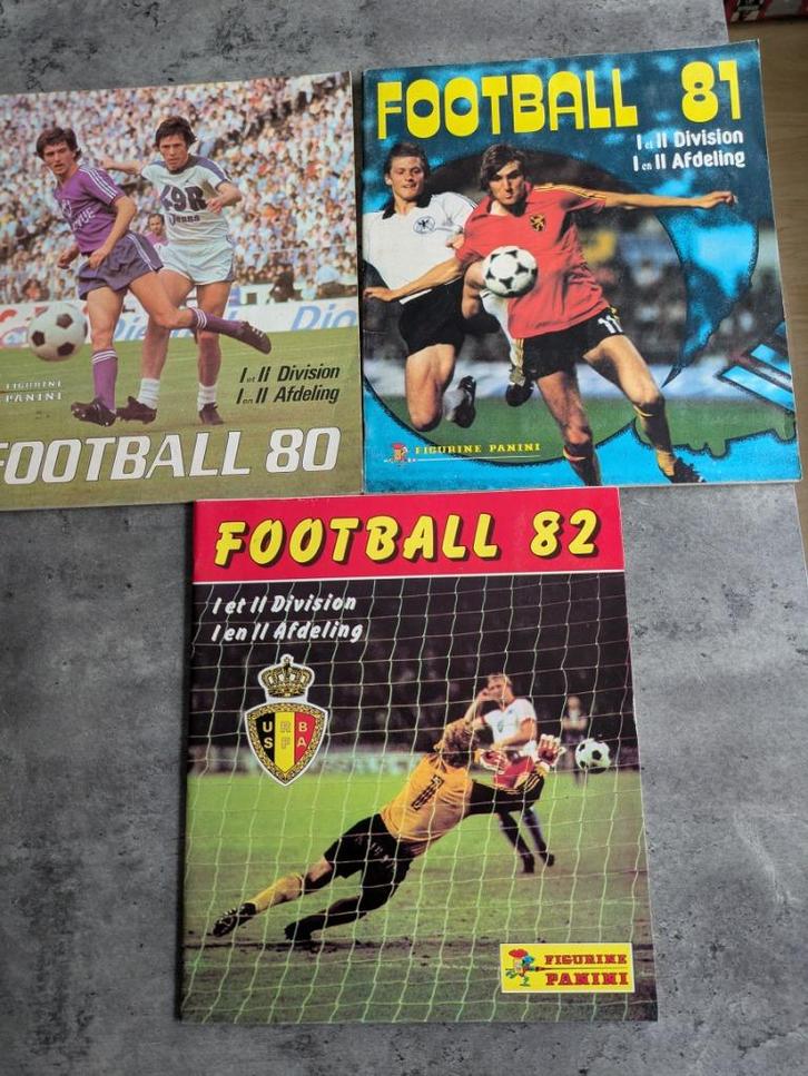 PANINI FOOTBALL 80  81 EN 82 3X albums onvolledig, Hobby en Vrije tijd, Stickers en Plaatjes, Zo goed als nieuw, Verzenden