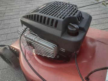 Benzinegrasmaaier briggs&stratton onderhoud gehad  beschikbaar voor biedingen