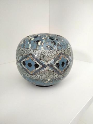 Brocante Jean Gerbino Vallauris vaas Pique fleurs beschikbaar voor biedingen