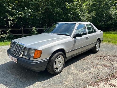 Mercedes 300E 4-MATIC, Auto's, Mercedes-Benz, Particulier, 300-Serie, 4x4, ABS, Airconditioning, Centrale vergrendeling, Elektrische ramen