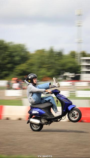 Zip 172cc teruil beschikbaar voor biedingen