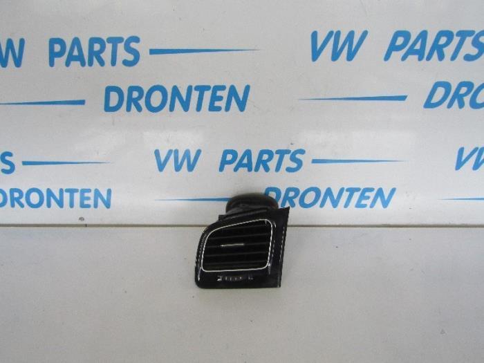 Luchtrooster Dashboard van een Volkswagen Golf, Auto-onderdelen, Dashboard en Schakelaars, Volkswagen, Gebruikt, 3 maanden garantie